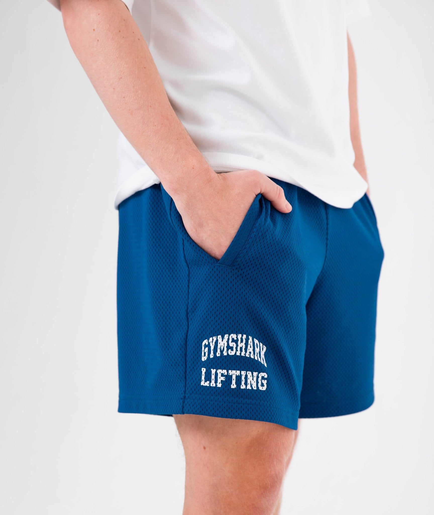 Gymshark Blue Lifting Mesh 7" Shorts - GYM THREADS