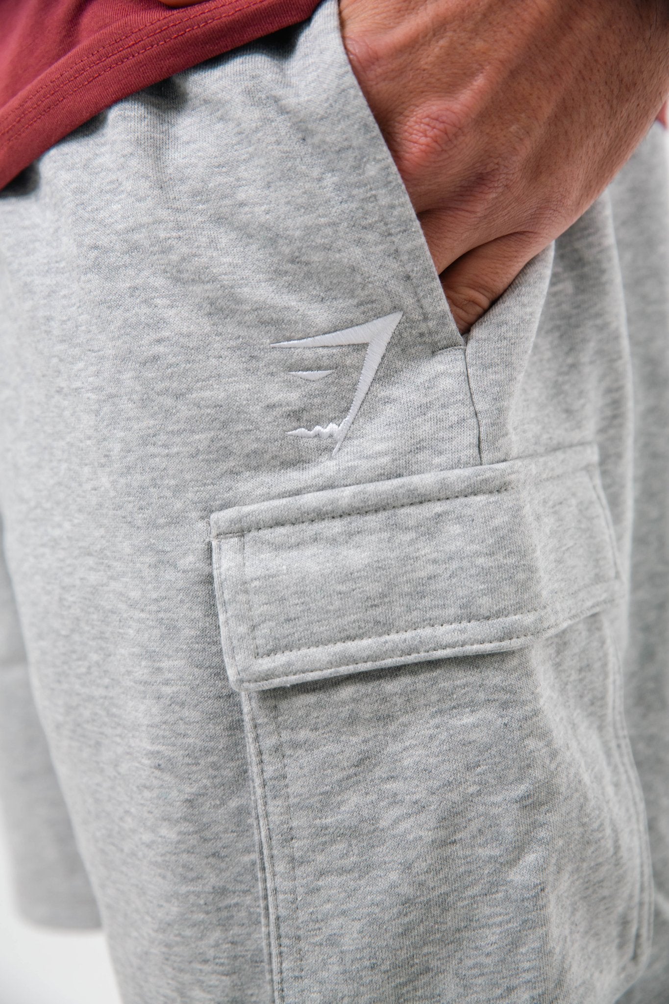 Gymshark Grey Crest Cargo 7" Shorts - GYM THREADS