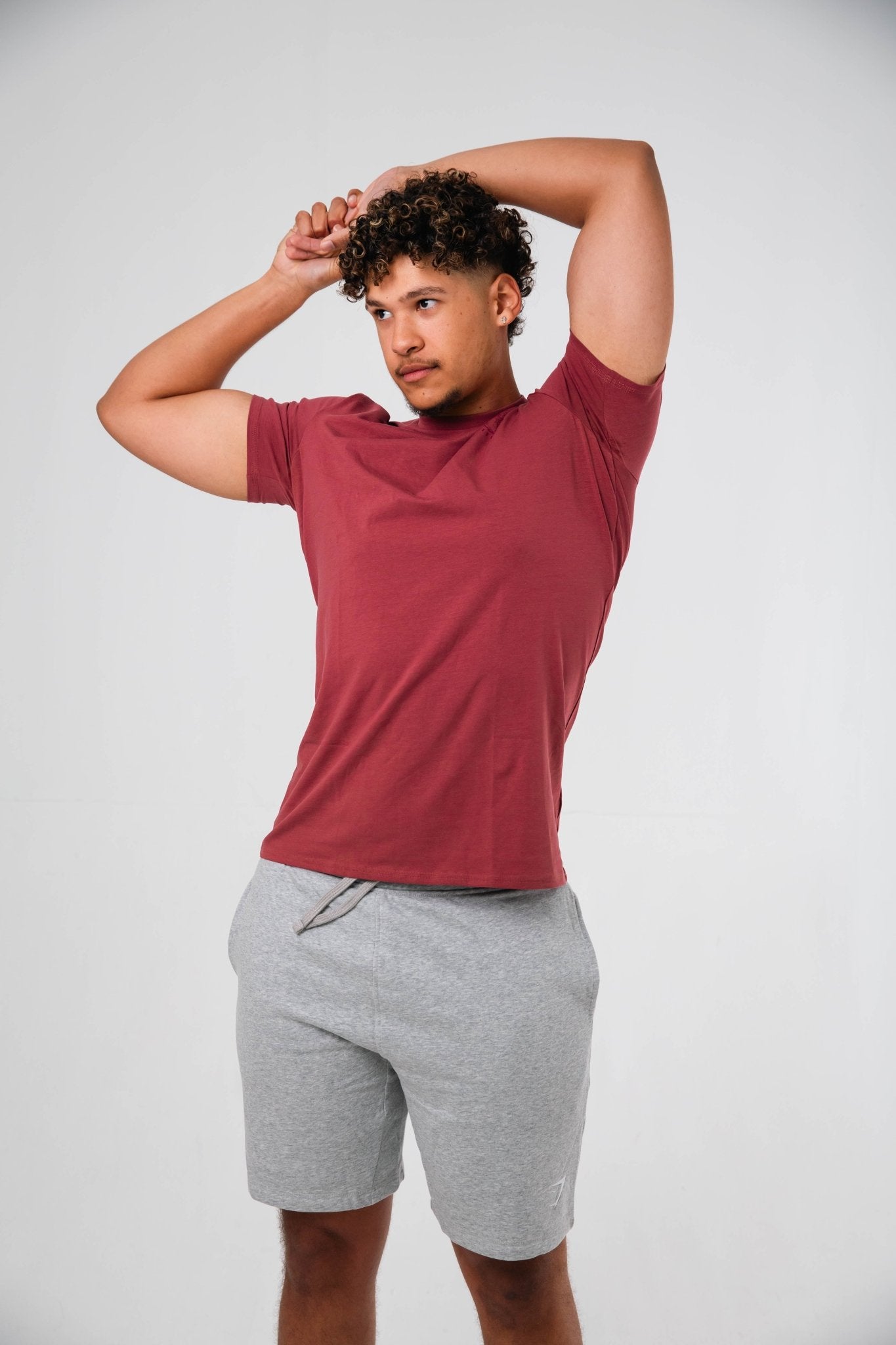 Gymshark Grey Crest 9" Shorts - GYM THREADS